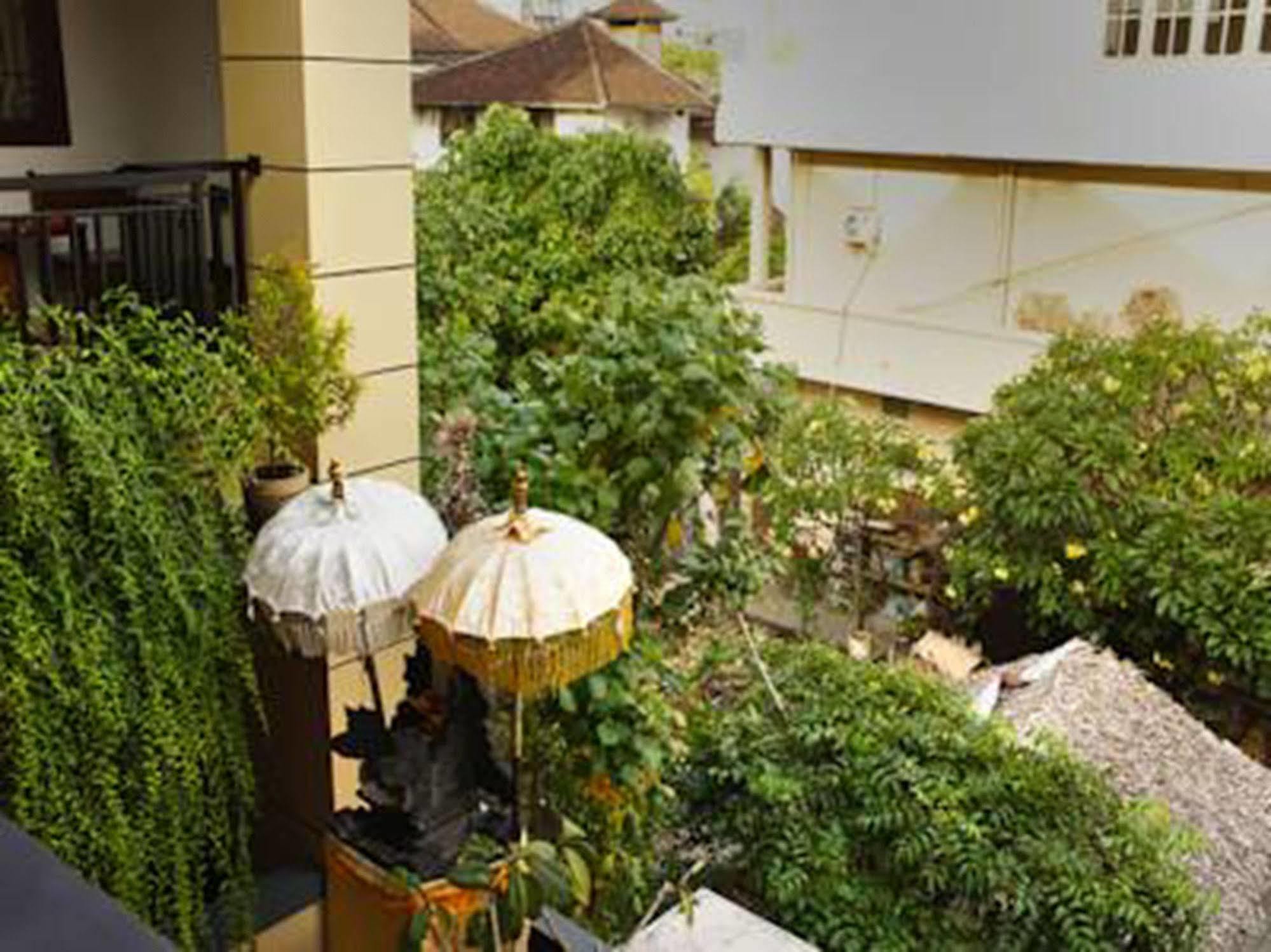 Graha Chania Legian كوتا المظهر الخارجي الصورة